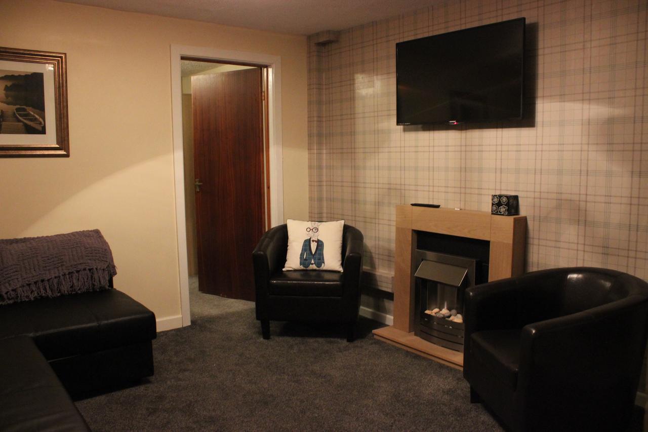The New Lodge Pontardawe 外观 照片
