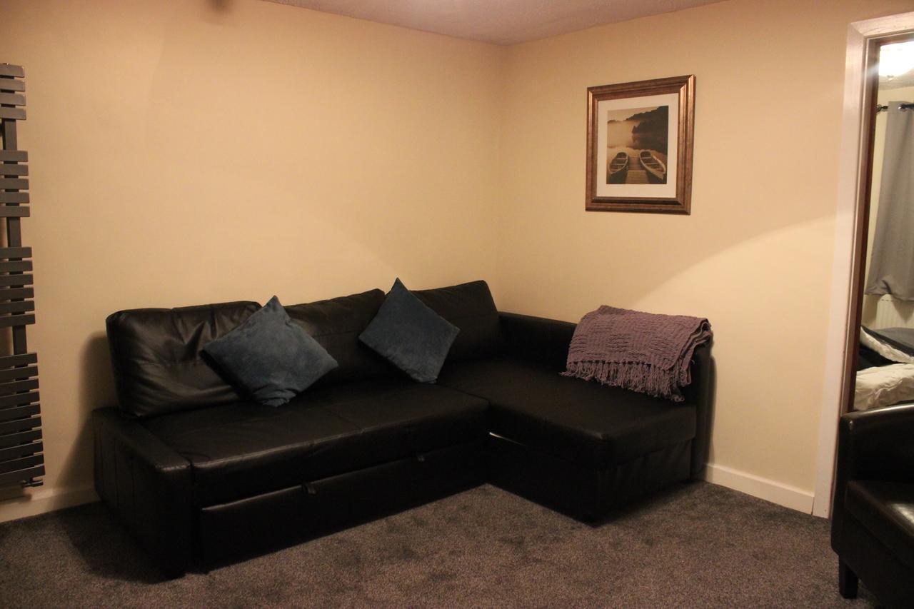 The New Lodge Pontardawe 外观 照片