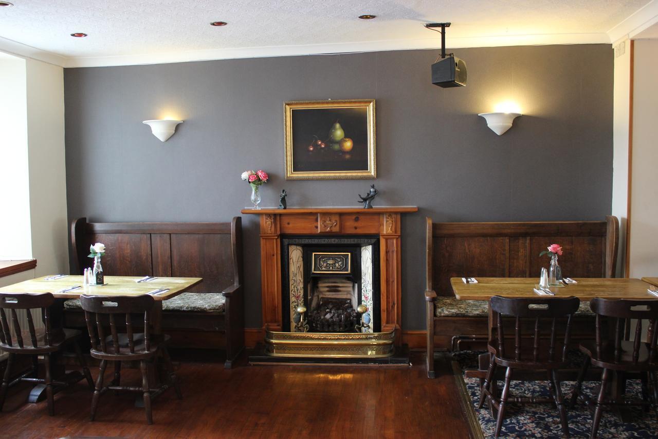 The New Lodge Pontardawe 外观 照片